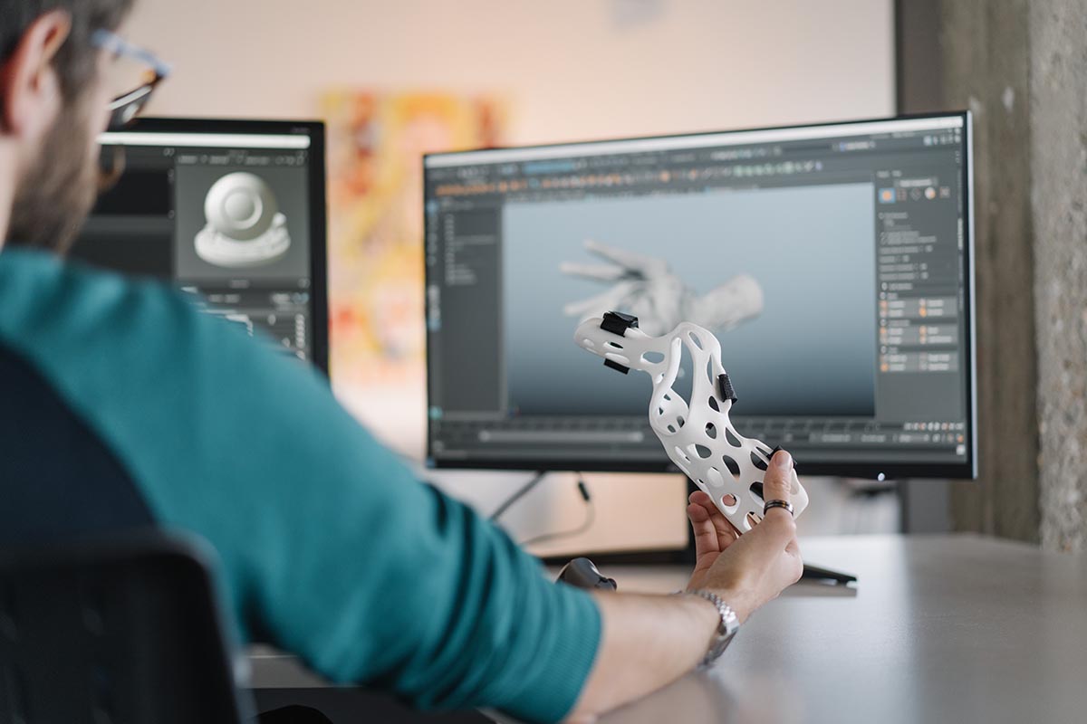 How to build a bridge between 3D technology and the medical industry? 